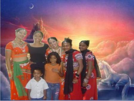    groupe de dansse  tamoul (booliwood ) special reunion